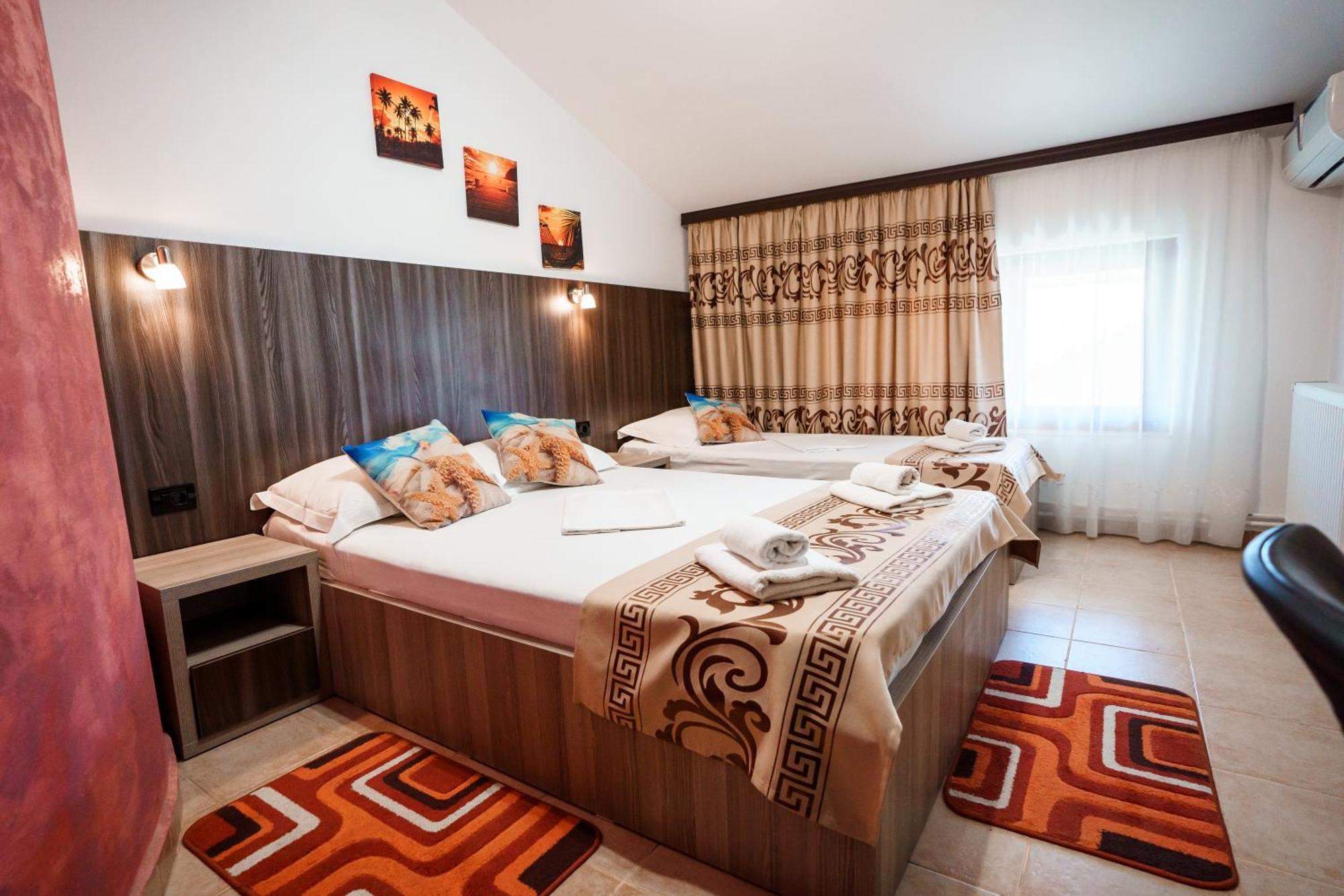 Raluca Hotel Năvodari Buitenkant foto