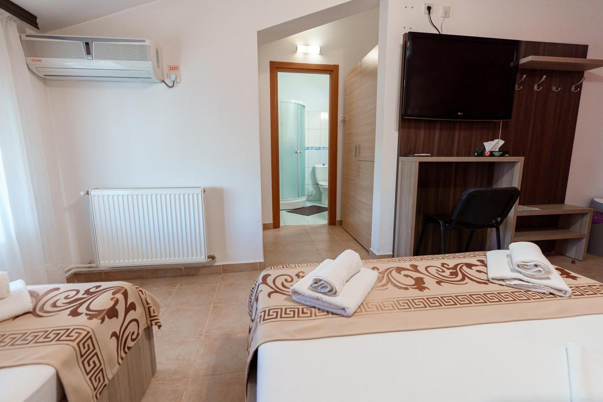 Raluca Hotel Năvodari Buitenkant foto